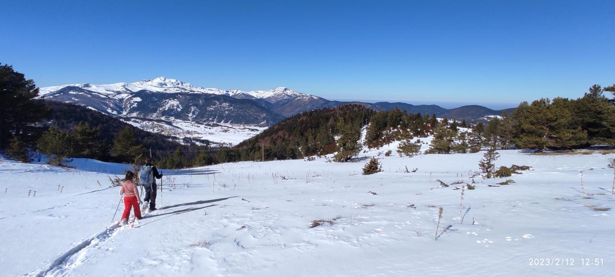 Avec Vue Exceptionnelle Sur Les Montagnes Camurac